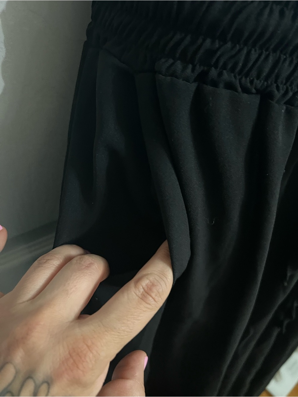 Black Wide Leg Drawstring Pants - Picture 4 of 4
